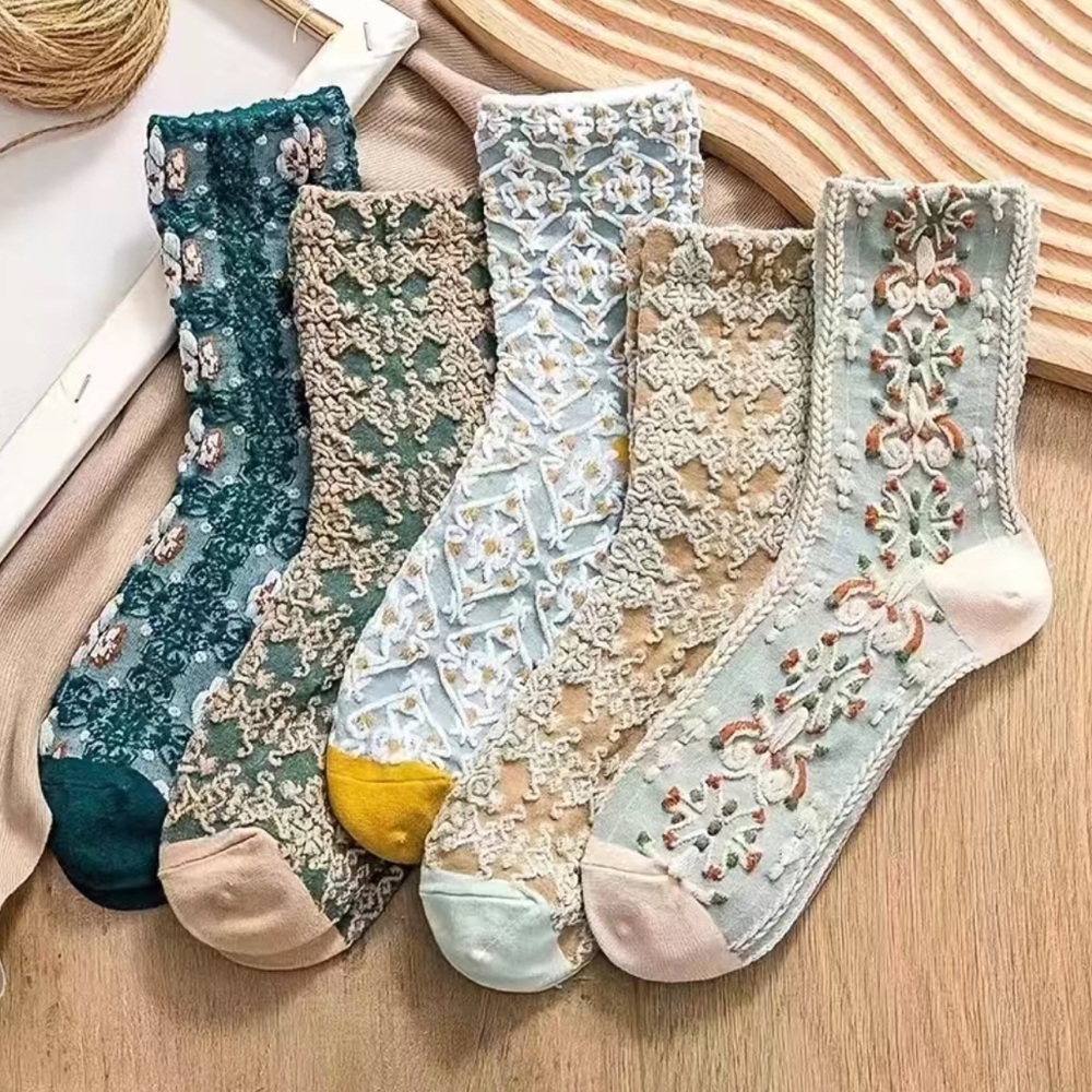 Women’s Floral Tube Socks 5 Pairs - Picture 1 of 6